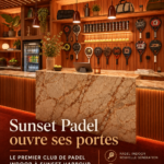 Photographie du nouveau club de padel intérieur à Miami Beach.