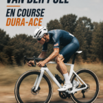 Prénom Mathieu avec des fleurs en arrière-plan