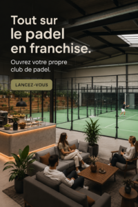 Photo d'un club de padel avec des joueurs en action