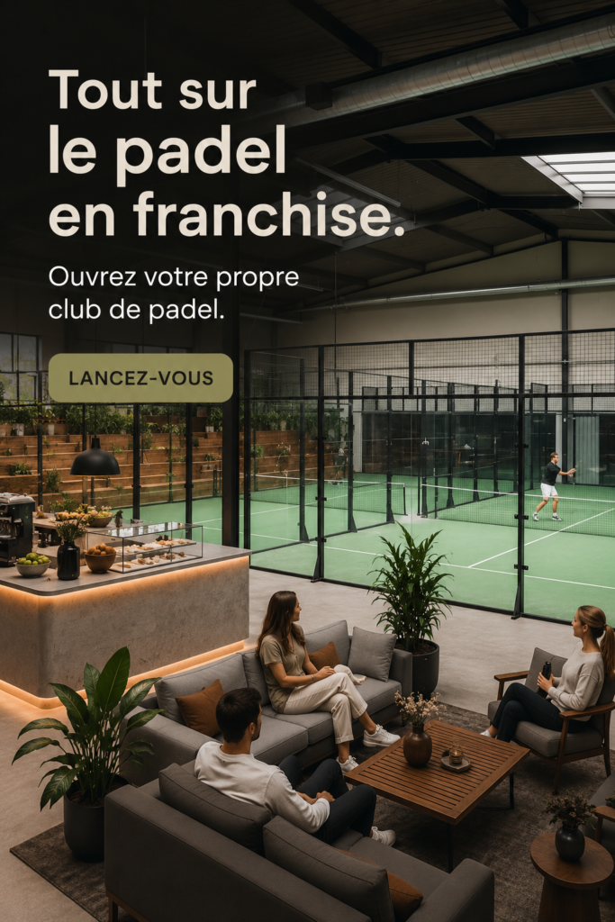 Photo d'un club de padel avec des joueurs en action