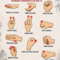 Une femme pratique le salut Fist & Palm en Kung Fu dans un environnement paisible.