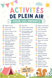 Des enfants s'amusant en plein air avec des jeux variés.