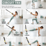 Femme s'entraînant avec un TRX à la maison, renforçant ses muscles