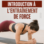 Femme faisant des exercices de musculation avec des poids légers