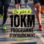 Femme courant dans un parc, entraînement pour un 10 km
