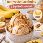 Glace healthy à la banane et beurre de cacahuète servie dans un bol.