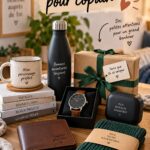Homme souriant en recevant un cadeau, illustrant des idées cadeaux pour hommes